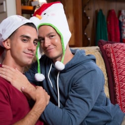 Ryan Pitt in 'Next Door Studios' Holiday Stuffing (Thumbnail 32)