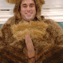Samuel O'Toole in 'Next Door Studios' Bearly Fur Real (Thumbnail 8)